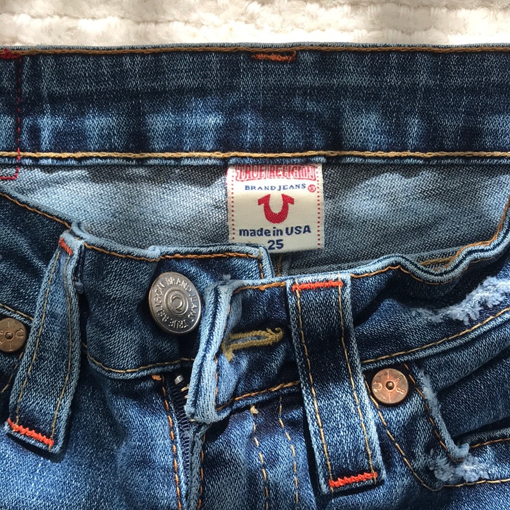 True Religion distressed flare jean 25 - Picture 4 of 13